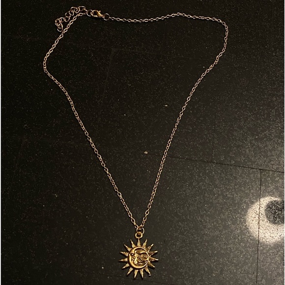NWOT - Unisex Classical Creative Bohemian Sun & Moon Necklace Pendant (Golden) - Picture 2 of 7